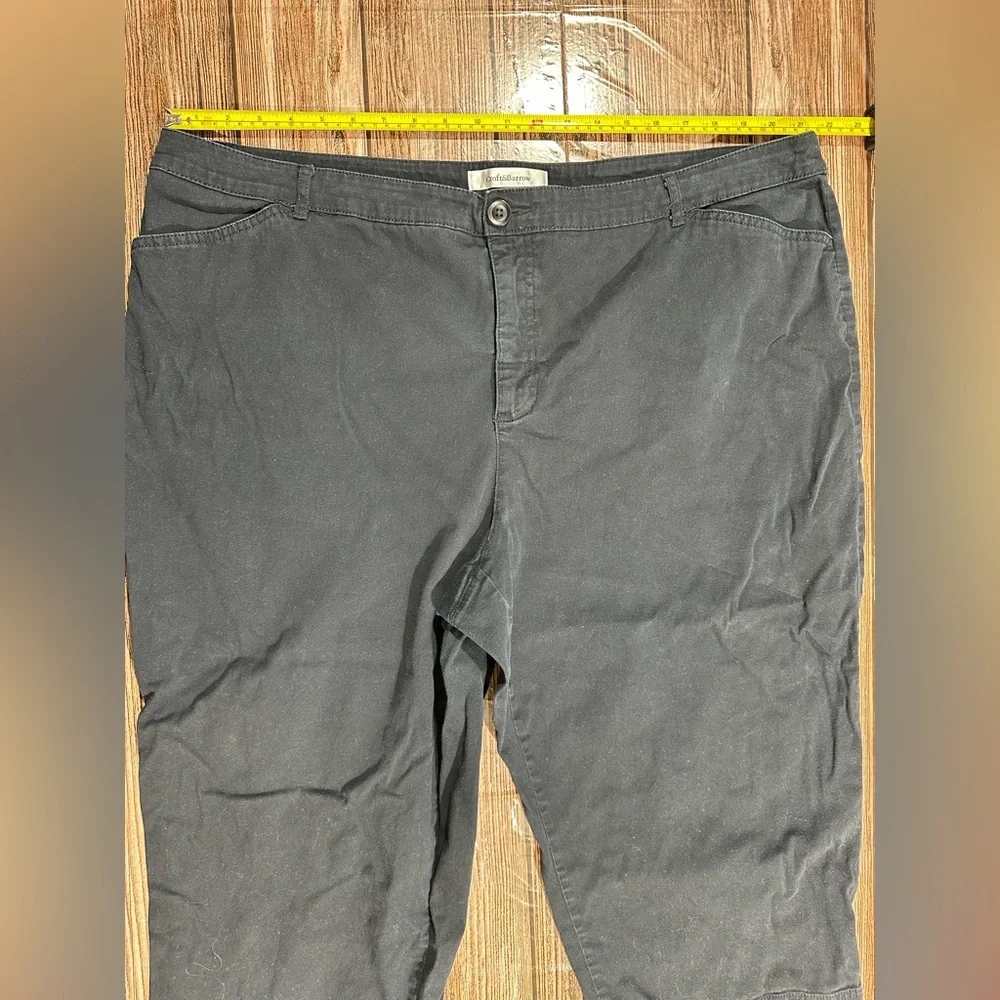 Croft Barrow Women’s 22W Dark Blue Classic Fit Stretch Capri Pants | SKU 0542